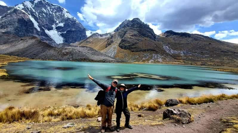 cusco-discover-the-7-lakes-of-ausangate-full-day-tour