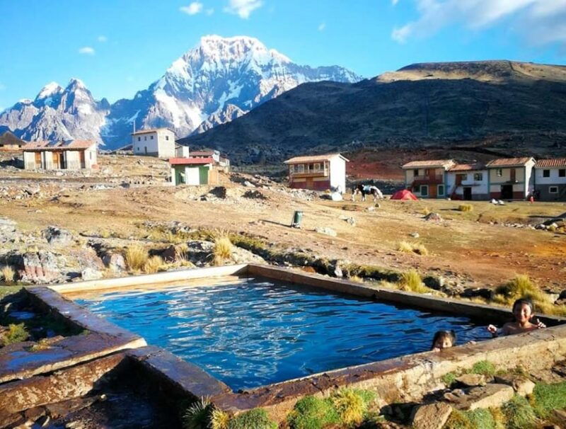 cusco-excursion-to-ausangate-7-lagoons-lunch-3