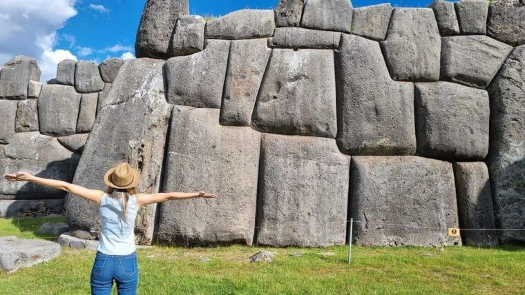 cusco-half-day-city-tour-with-sacsayhuaman-and-qenco