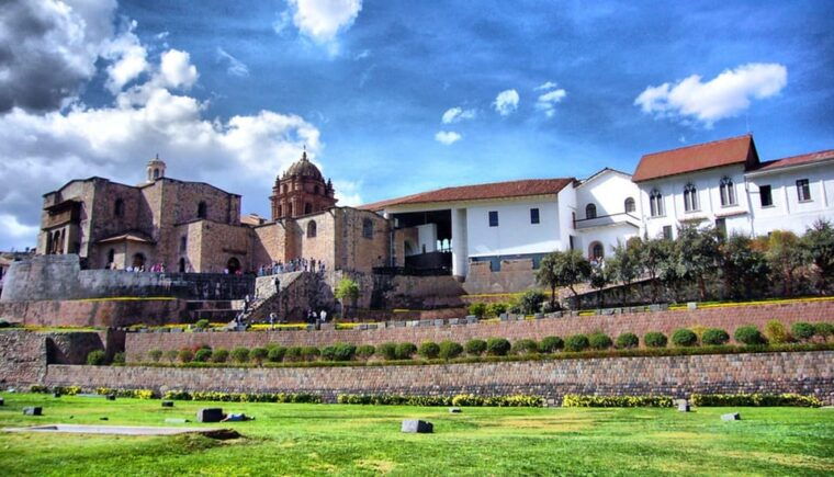 cusco-half-day-city-tour-with-sacsayhuaman-and-qenco