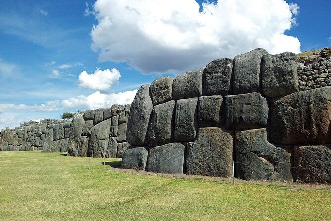 cusco-half-day-city-tour-with-sacsayhuaman-and-qenqo