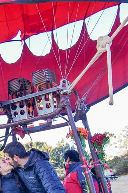 cusco-hot-air-balloon-ride-with-breakfast-and-champagne-2