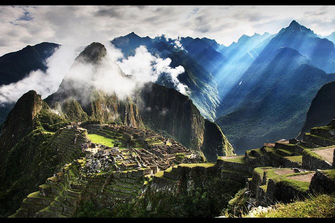 cusco-machu-picchu-and-sacred-valley-4-day-tour