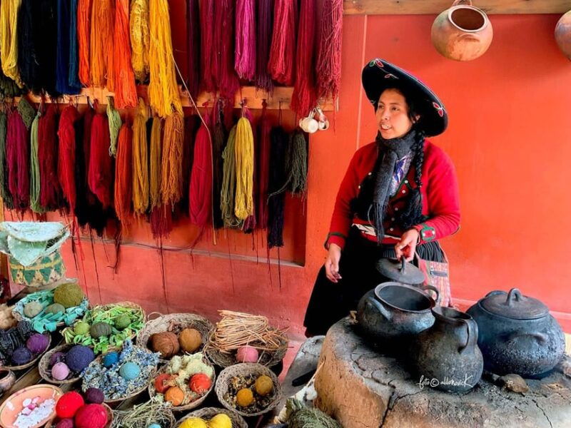 cusco-maras-moray-salineras-and-the-chinchero-weavers-tour-half-day