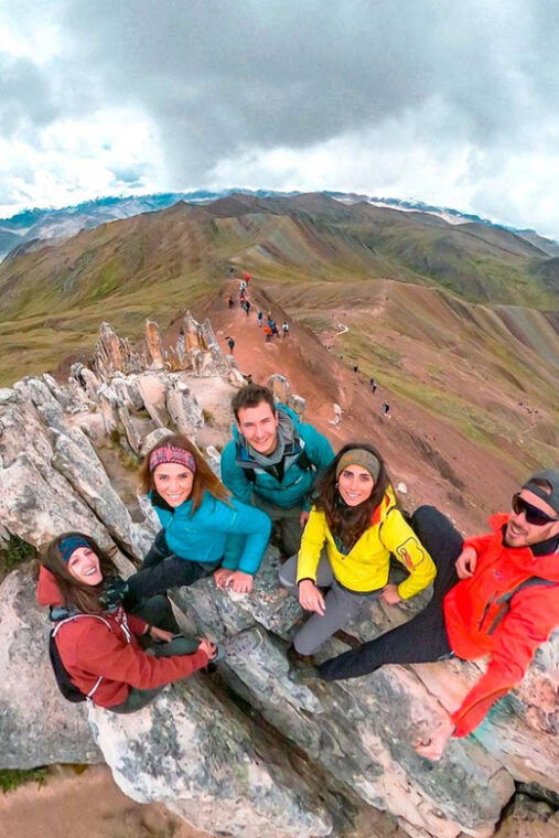 cusco-palcoyo-mountain-adventure-and-stone-forests-lunch