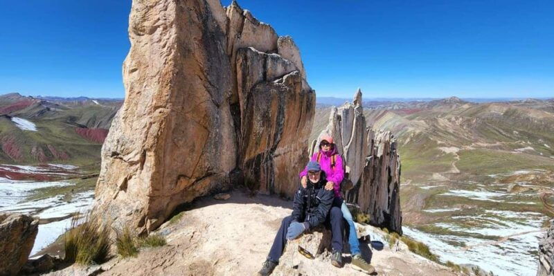 cusco-palcoyo-rainbow-mountain-hidden-sister