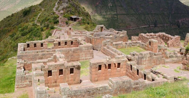 cusco-pisac-local-market-and-ollantaytambo-private-tour
