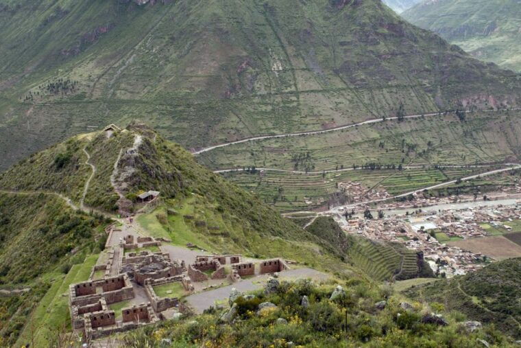 cusco-pisac-local-market-and-ollantaytambo-private-tour