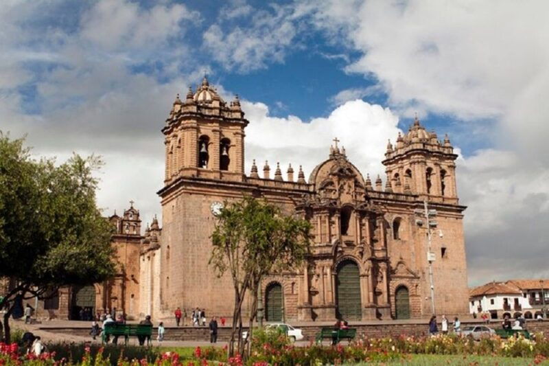 cusco-private-city-tour-with-market-archaeological-sites