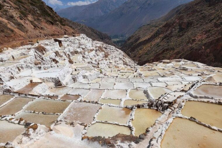 cusco-sacred-valley-with-maras-and-moray-full-day-tour