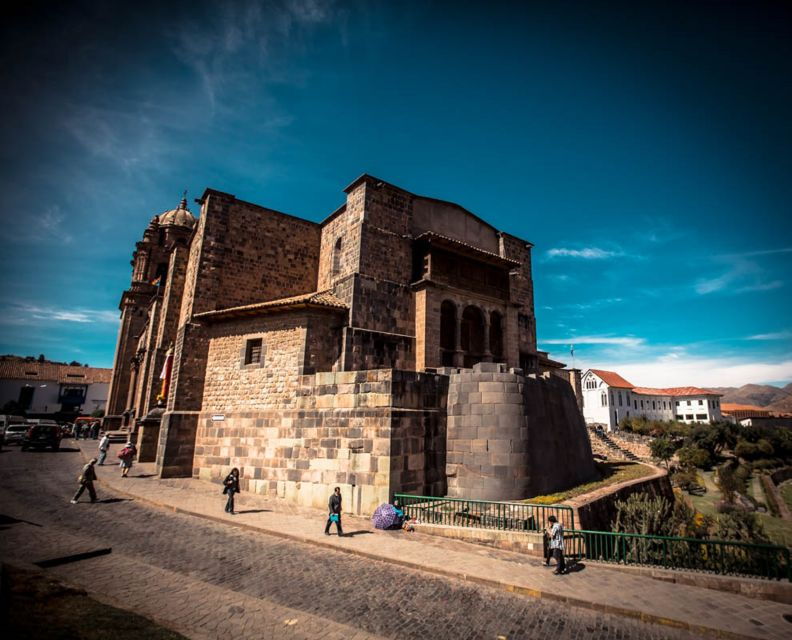 cusco-sacsayhuaman-san-blas-la-merced-coricancha-tour