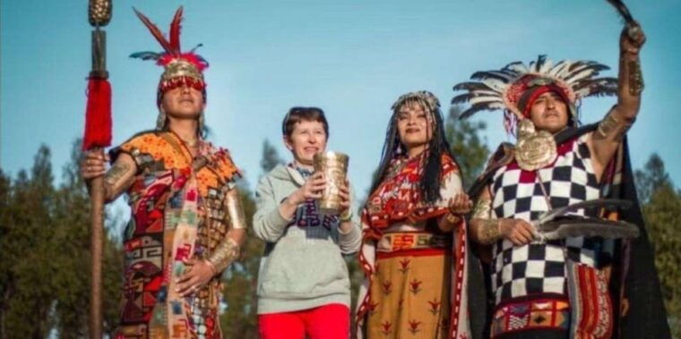 cusco-spiritual-fire-ritual-in-the-huayllarcocha-lagoon