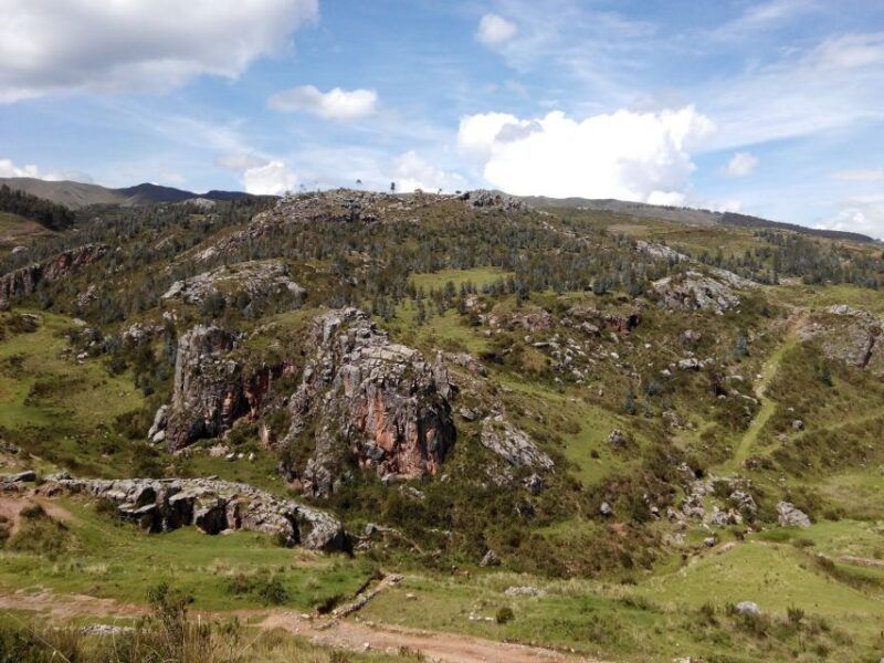 cusco-temple-of-the-moon-devils-balcony-horseback-ride