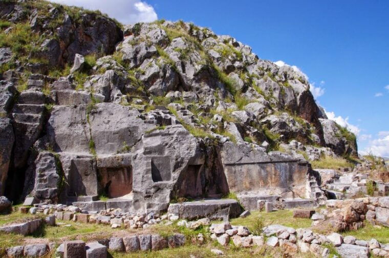 cusco-temple-of-the-moon-devils-balcony-horseback-ride