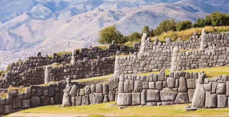 cusco-temple-of-the-sun-sacsayhuaman-quenqo-pucapucara-tambomachay