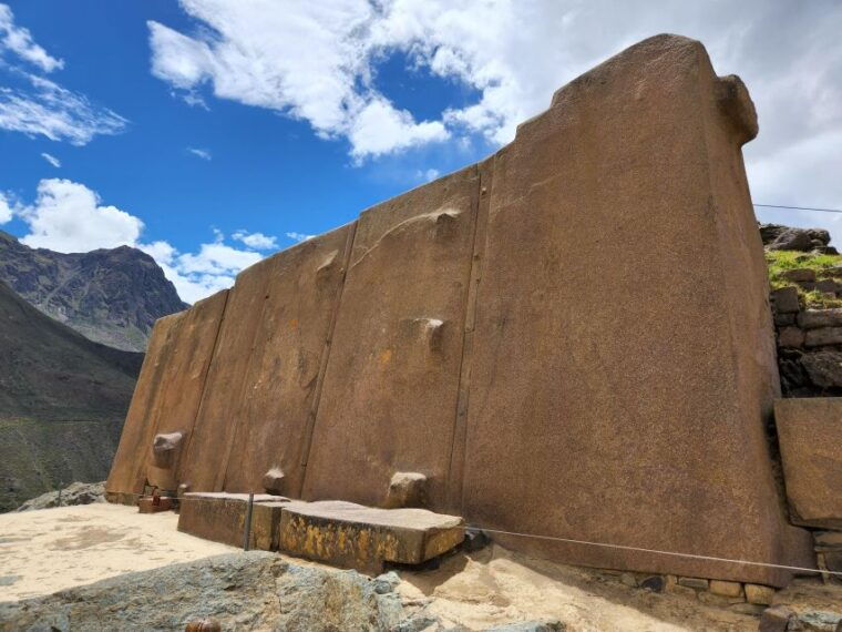 cusco-tour-to-the-sacred-valley-and-machu-picchu-in-two-days-2