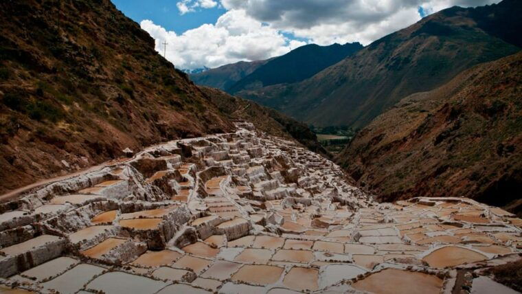 cusco-tour-to-the-sacred-valley-and-machu-picchu-in-two-days
