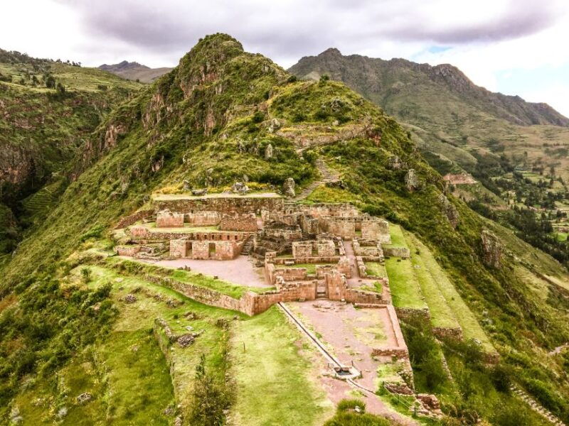 cusco-valley-vip-tour-maras-moray-salt-mines-chinchero-pisac-3