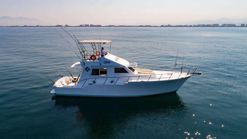 Custom 46' Boat in Puerto & Nuevo Vallarta - Key Points
