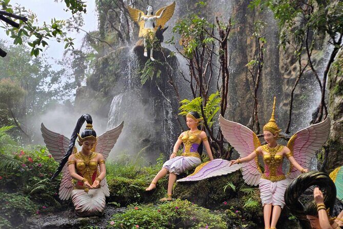 Customizable Private Day Tour of Chiang Rai Highlights - Longneck Karen Village