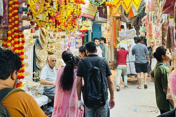 Customized Half Day and Full Day Delhi Shopping, Street Food Tour - FAQ