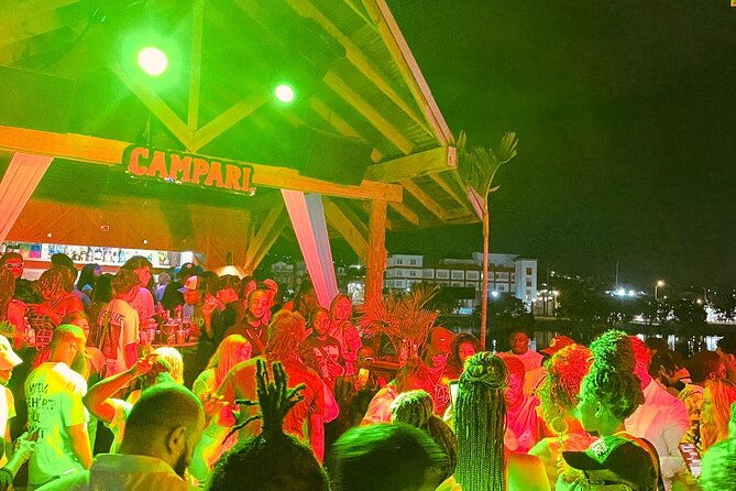 customized-night-life-and-party-club-27-27-pier-1-round-trip