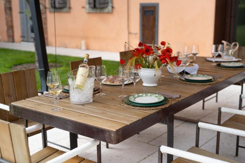 custoza-organic-wine-tasting-with-vineyard-and-cellar-tour