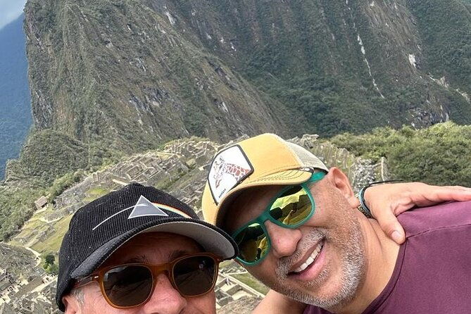 cuzco-2-days-tour-of-sacred-valley-and-machu-picchu-by-train