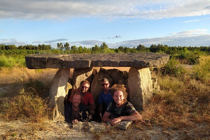 cycle-to-ancient-dolmens-in-azenha-history-theory-folklore-guided-tour-2