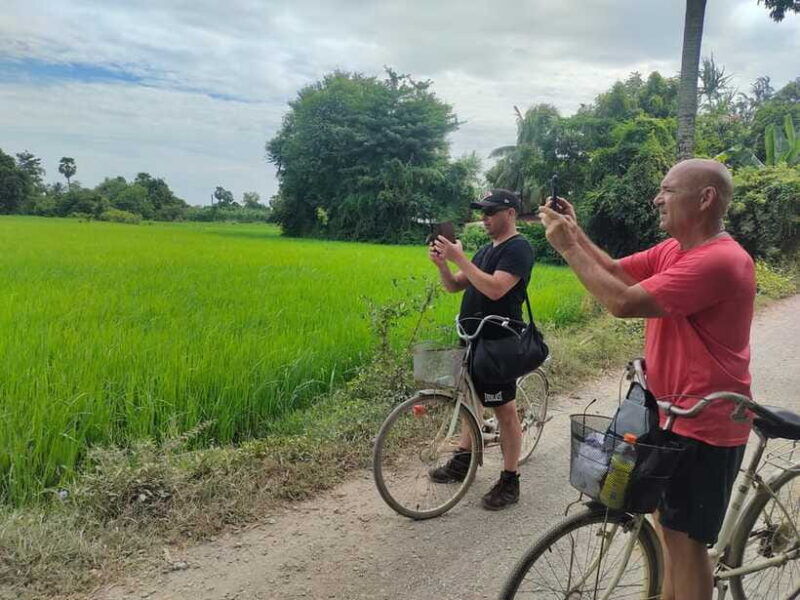 cycling-around-the-village-and-countryside-half-day-morning