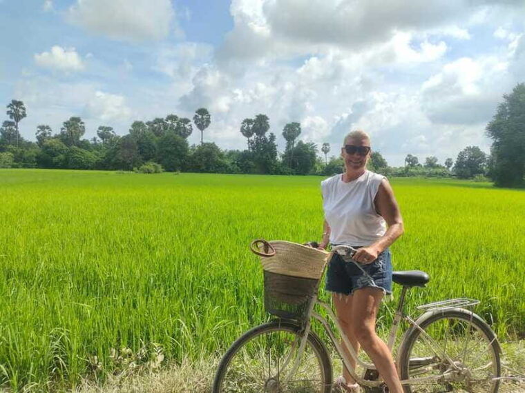 cycling-around-the-village-and-countryside-half-day-morning