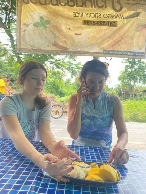 cycling-in-the-public-park-in-bangkok
