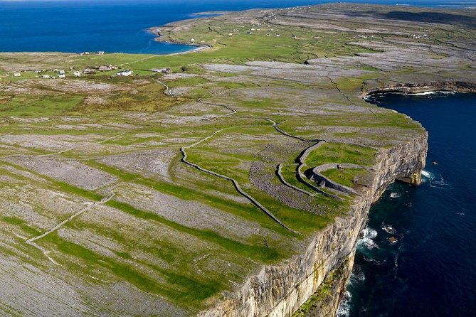 cycling-inishmore-island-aran-islands-self-guided-full-day