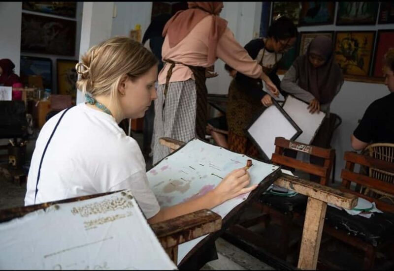 Cycling to Plaosan Temple, local Industry & Batik Art Tour - Key Points