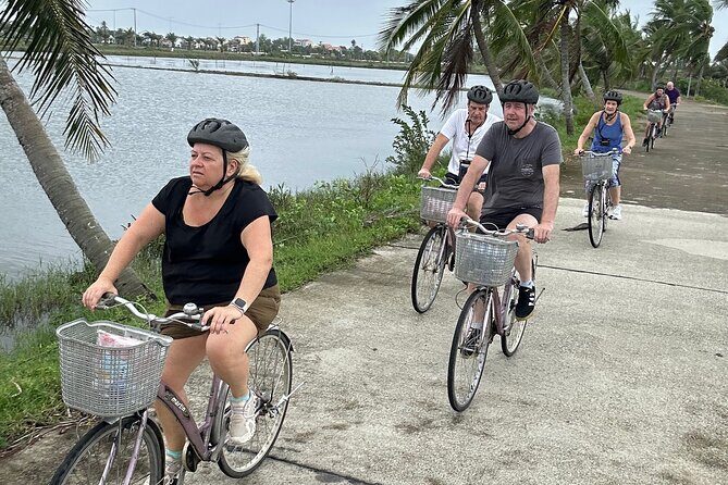 Cycling vegetable village, buffallo, Basket Boat and local lunch - FAQ