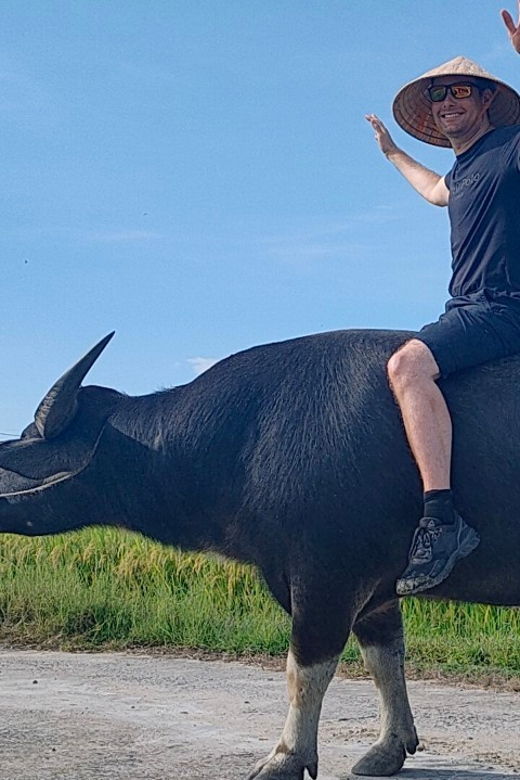 cycling-water-buffalo-riding-traditional-farming-life