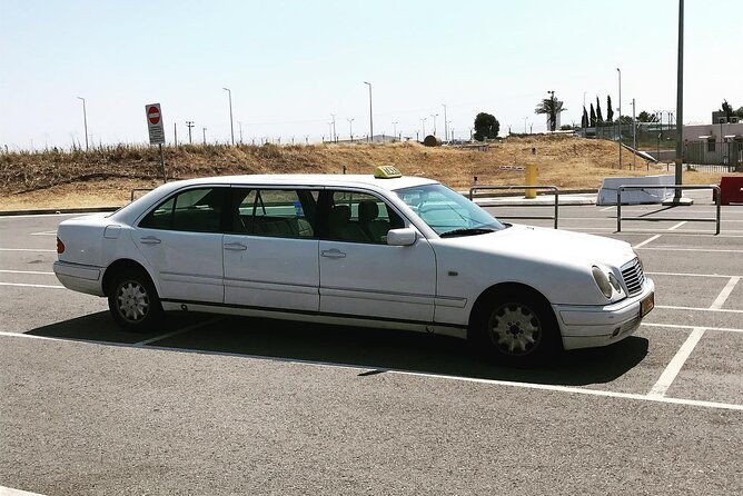 cyprus-larnaca-airport-private-transfers-to-ayia-napa-1-5-passengers