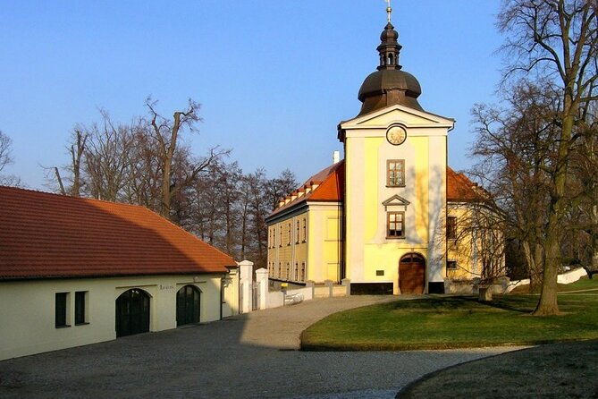 czech-castles-scooter-tour-for-1-day-the-north-way-audio-guide