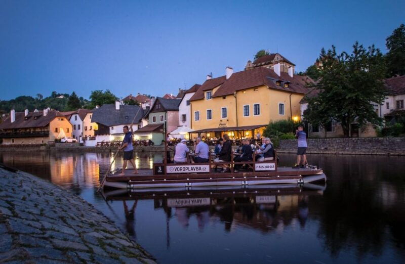 czech-krumlov-advent-wooden-raft-river-cruise