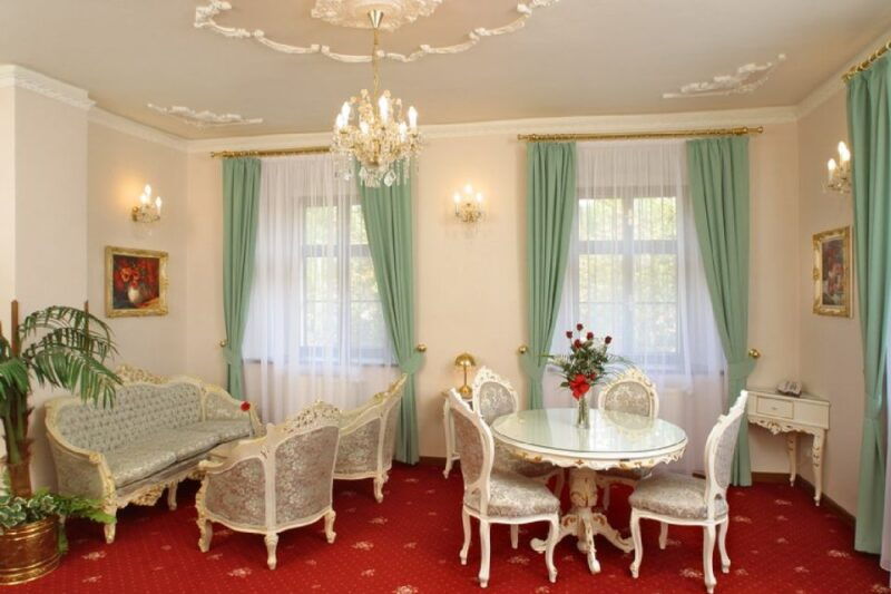 czech-krumlov-czech-budejovice-2-day-trip-from-prague