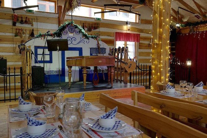 czech-traditional-folklore-show-including-dinner-and-transport
