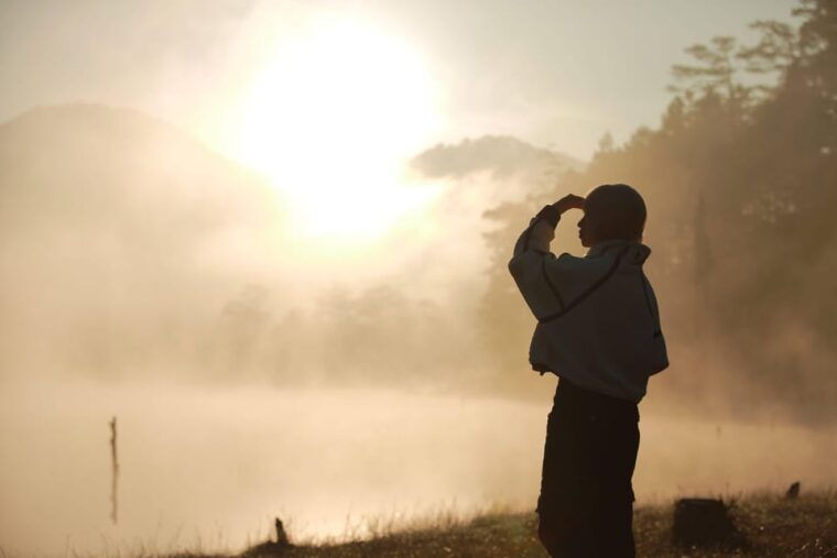 da-lat-sunrise-lake-and-forest-photography-tour