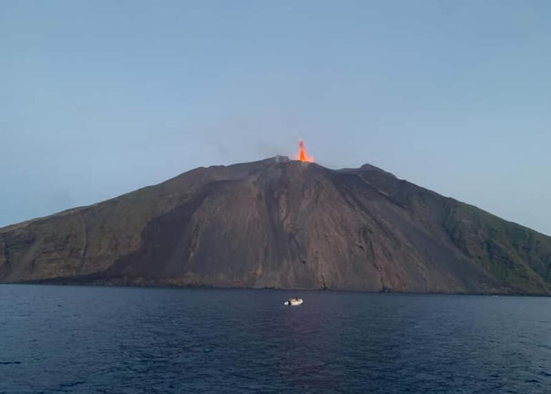Da Lipari: Tour in Barca Panarea & Stromboli PICCOLO GRUPPO - An In-Depth Look at the Itinerary