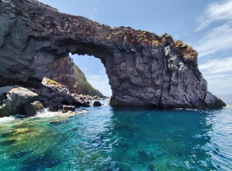 Da Lipari: Tour in Barca Salina e Lipari (7h) PICCOLO GRUPPO - What to Expect on the Day