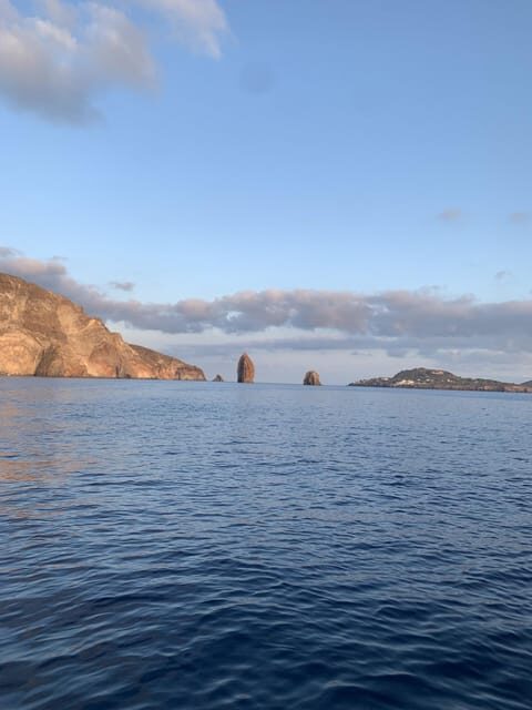 Da Lipari: Tour in Barca Salina e Lipari (7h) PICCOLO GRUPPO - The Sum Up
