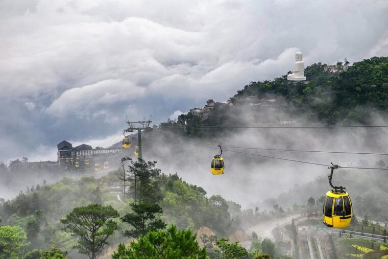 da-nang-ba-na-hills-cable-car-and-golden-bridge-small-group