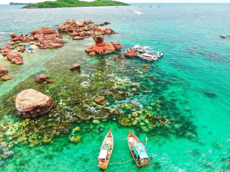 da-nang-cham-island-snorkeling-swimming-scenic-adventure