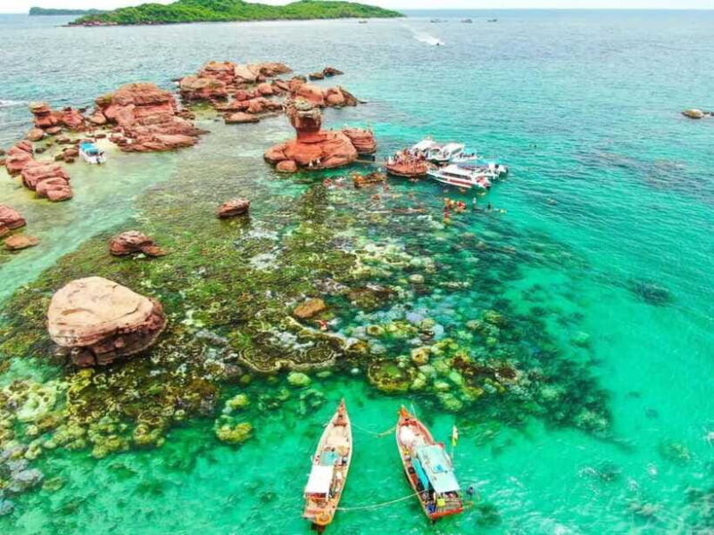 da-nang-cham-island-snorkeling-swimming-scenic-adventure