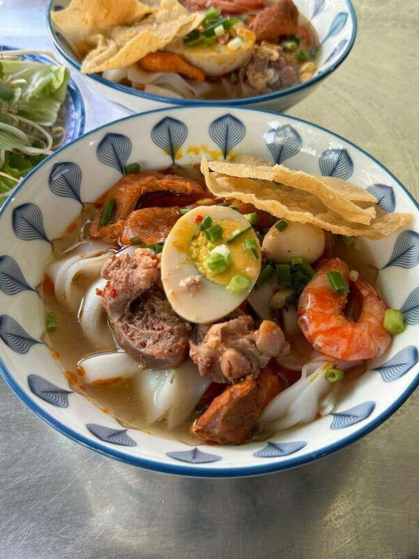 da-nang-city-adventures-by-motorbike