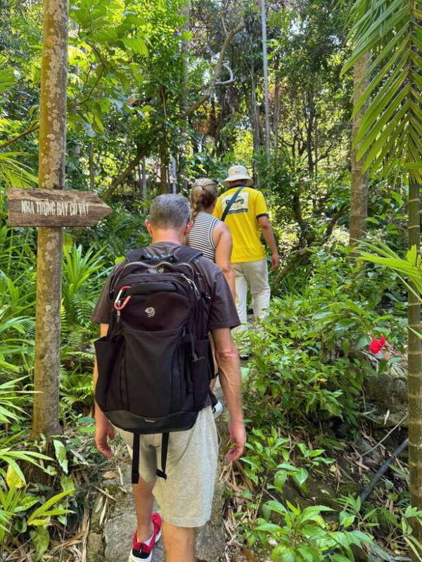 da-nang-city-adventures-by-motorbike